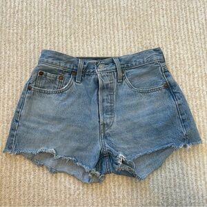 Levi’s women’s 501 shorts in light medium wash denim cutoffs